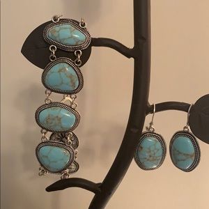 Turquoise bracelet